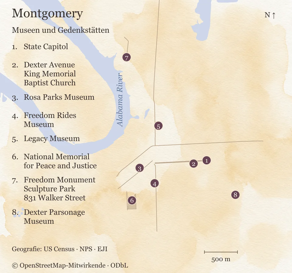 Acht Museen und Gedenkstätten in Montgomery mit Zahlenschlüssel und Alabama River; Kirche und Pfarrhaus an getrennten Standorten.